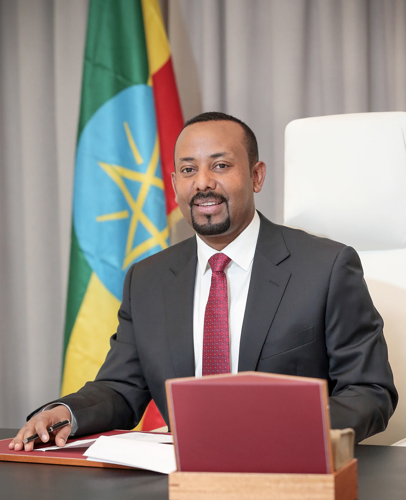 Read more about the article ዐቢይ አህመድ አሊ(ዶ/ር)