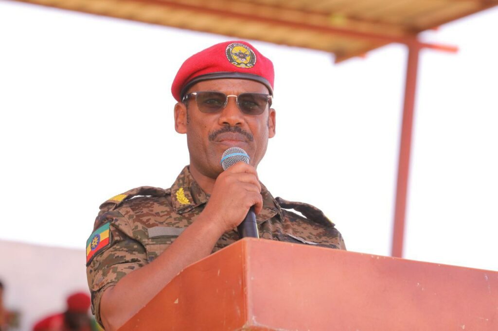 Read more about the article ለምረቃ የበቁ የመሠረታዊ ኮማንዶ ሰልጣኝ አባላቱ የቁርጠኝነት ማሳያ ስለመሆናቸው ተገለፀ።