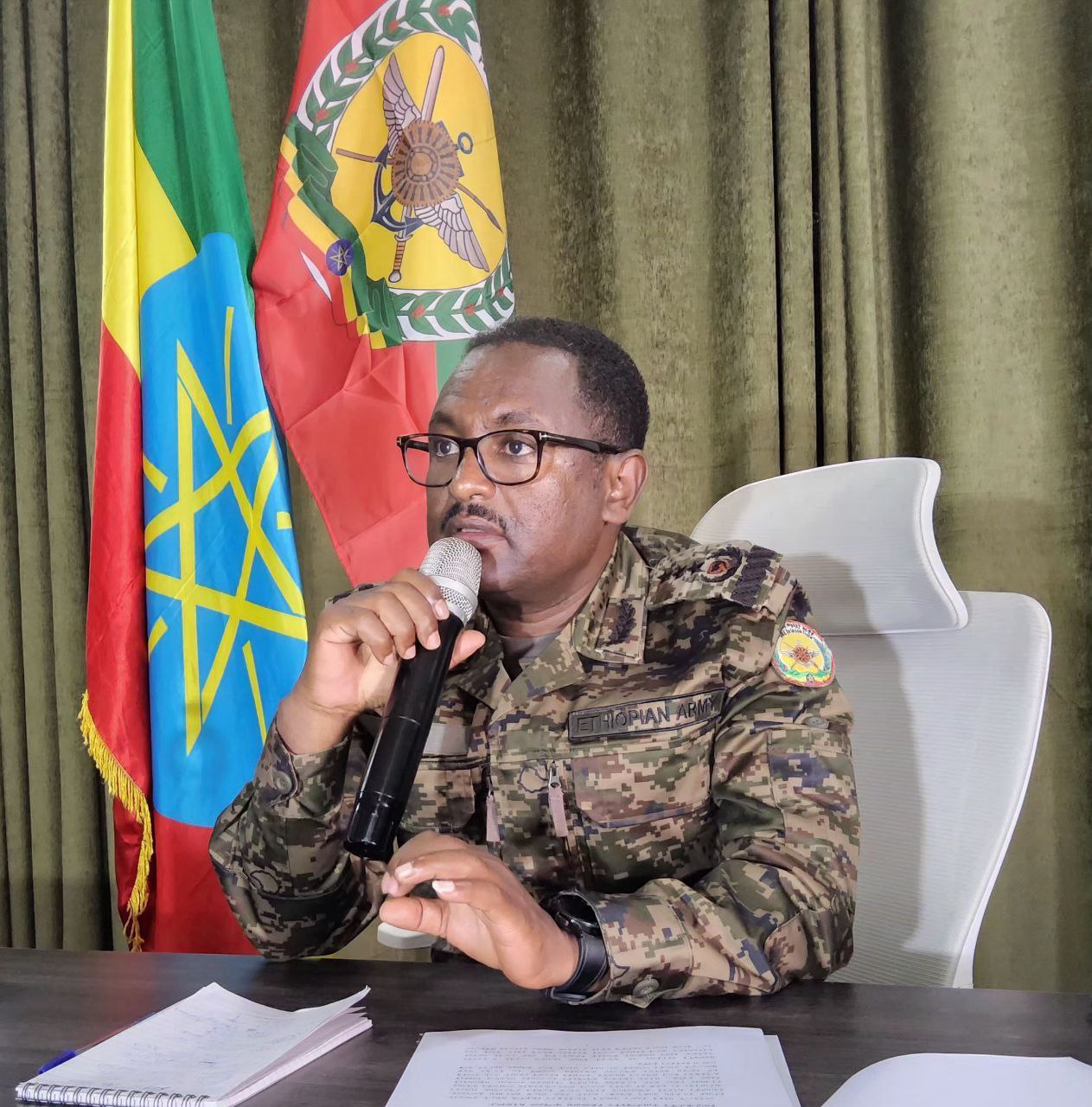 Read more about the article ኢትዮጵያ ፈተናዎችን ሁሉ በጀግኖች ልጆቿ መስዋዕትነት አሸንፋ ፀንታ ትቀጥላለች።  ሌተናል ጄኔራል ብርሃኑ በቀለ